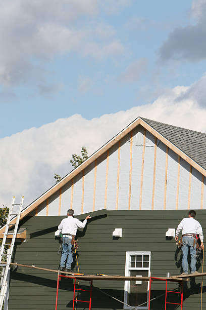 How To Choose The Right Materials for Your Siding Installation in 'Fort Pierce North, FL